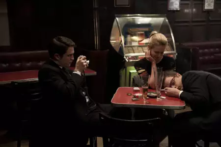 Life - galeria zdjęć - filmweb