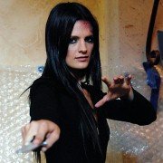 Stiletto - galeria zdjęć - filmweb