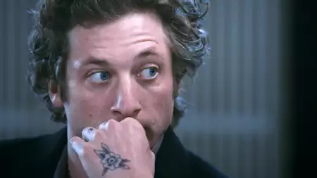 The Bear - galeria zdjęć - filmweb