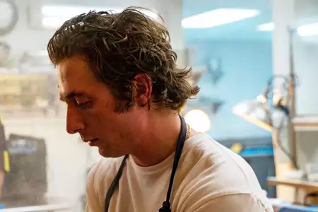 The Bear - galeria zdjęć - filmweb
