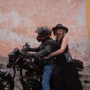No pasado, no futuro, solo verbos - galeria zdjęć - filmweb
