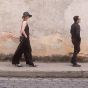 No pasado, no futuro, solo verbos - galeria zdjęć - filmweb