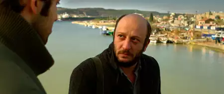 Dzika grusza - galeria zdjęć - filmweb