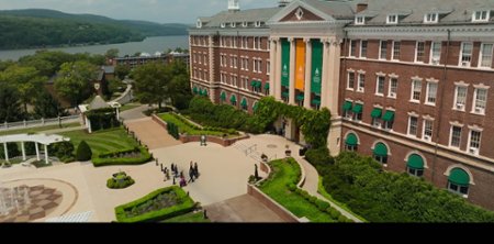 Sezon 1 Odcinek 1 Egzamin wstępny