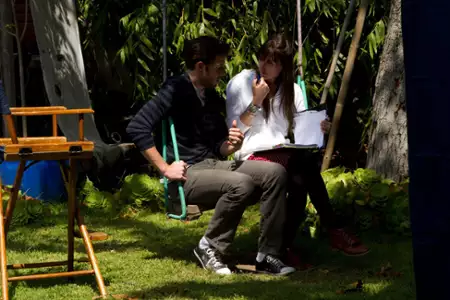 Nobody Walks - galeria zdjęć - filmweb