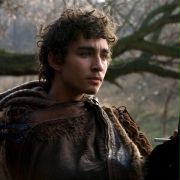 Robert Sheehan w Polowanie na czarownice