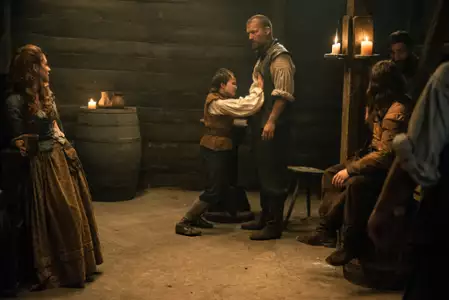 Jamestown - galeria zdjęć - filmweb