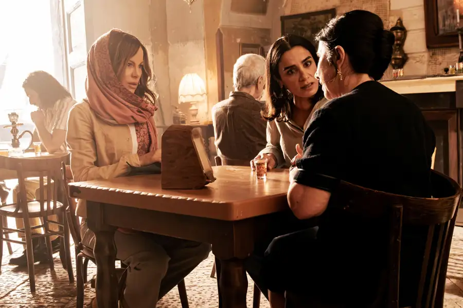 Uprowadzona dziewczyna - galeria zdjęć - filmweb