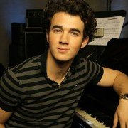 Jonas Brothers: The 3D Concert Experience - galeria zdjęć - filmweb
