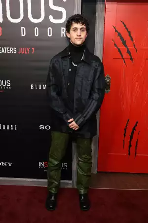 Naznaczony: Czerwone drzwi - galeria zdjęć - filmweb