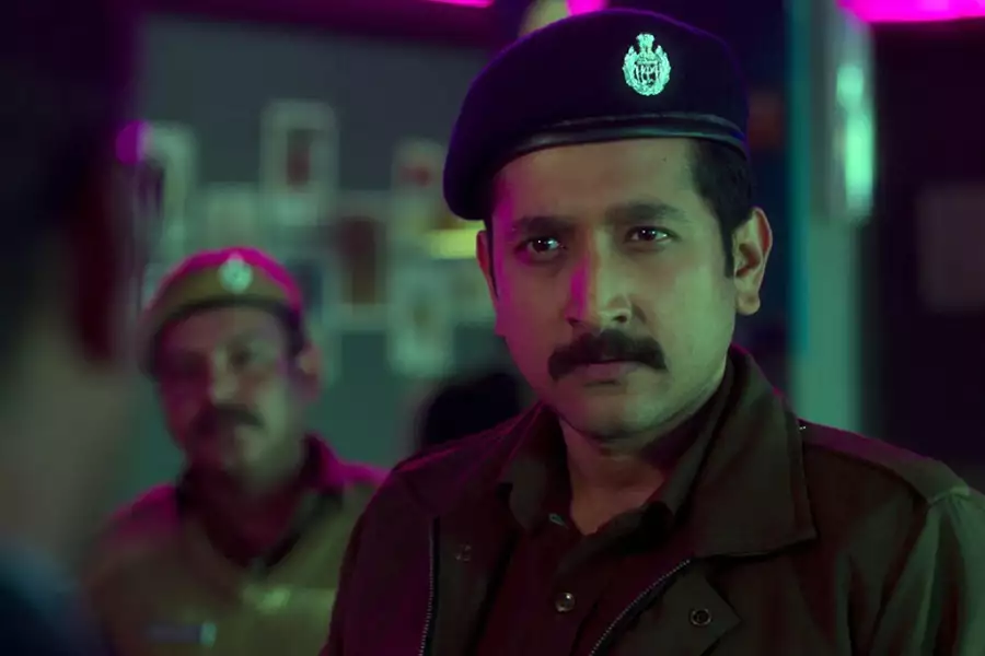 Aranyak - galeria zdjęć - filmweb