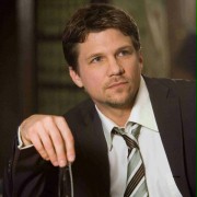 Marc Blucas w Rozważni i romantyczni - Klub miłośników Jane Austen