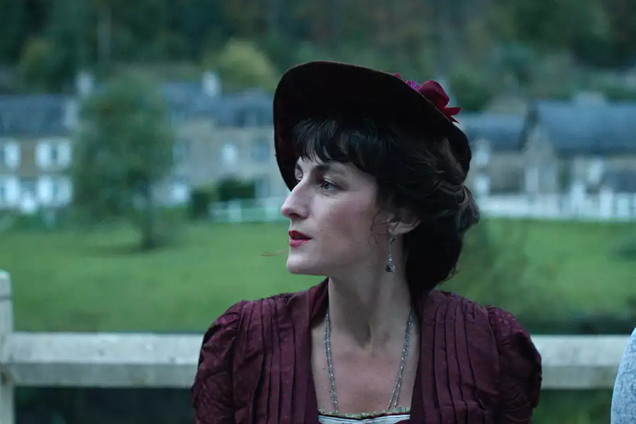 Rosalie - galeria zdjęć - filmweb
