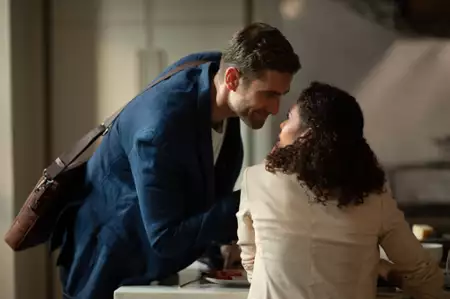 Spod powierzchni - galeria zdjęć - filmweb