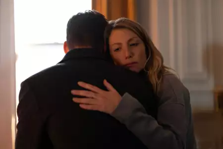 Spod powierzchni - galeria zdjęć - filmweb