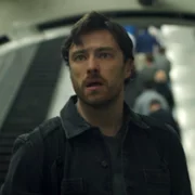 Spod powierzchni - galeria zdjęć - filmweb