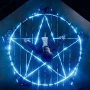 Agatha All Along - galeria zdjęć - filmweb