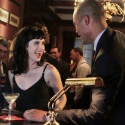 Don't Trust the B---- in Apartment 23 - galeria zdjęć - filmweb