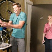 Don't Trust the B---- in Apartment 23 - galeria zdjęć - filmweb