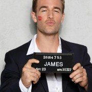 Don't Trust the B---- in Apartment 23 - galeria zdjęć - filmweb