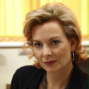Profesor Jean Shales