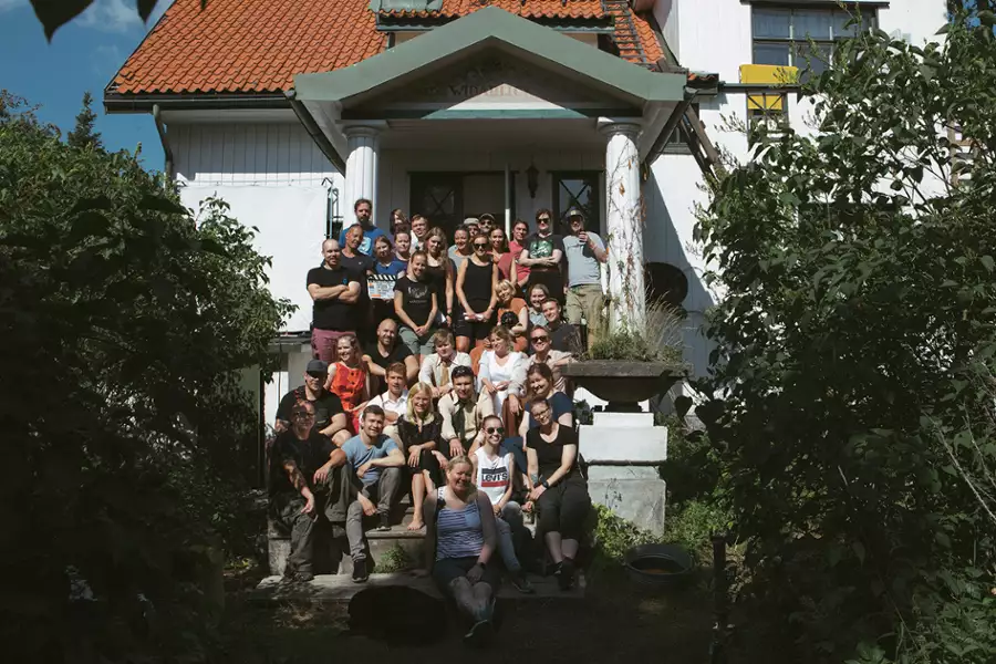 W co grają ludzie - galeria zdjęć - filmweb