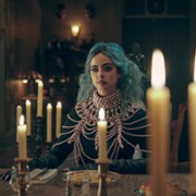 Krysten Ritter w Straszne historie
