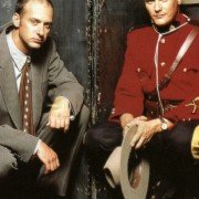 Due South - galeria zdjęć - filmweb
