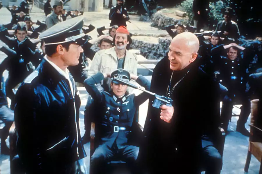 Ucieczka na Atenę - galeria zdjęć - filmweb