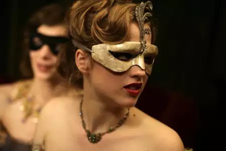 Apollonide. Zza okien domu publicznego - galeria zdjęć - filmweb
