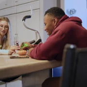 Saquon - galeria zdjęć - filmweb