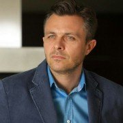 Na krawędzi - galeria zdjęć - filmweb