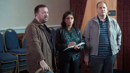 After Life - galeria zdjęć - filmweb