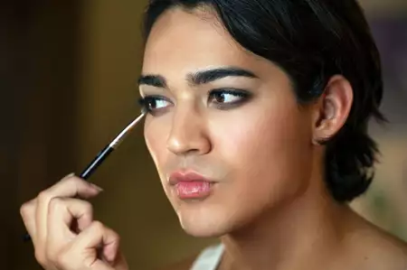 Glamorous - galeria zdjęć - filmweb