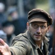 Defiance - galeria zdjęć - filmweb