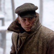 Defiance - galeria zdjęć - filmweb