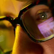 Buy Now! The Shopping Conspiracy - galeria zdjęć - filmweb