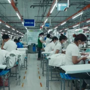 Buy Now! The Shopping Conspiracy - galeria zdjęć - filmweb