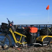 Only Lazy Americans E-Bike - galeria zdjęć - filmweb