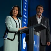 Krzesła - galeria zdjęć - filmweb