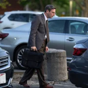 The Chair Company - galeria zdjęć - filmweb