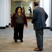 The Chair Company - galeria zdjęć - filmweb