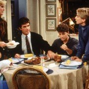 Growing Pains - galeria zdjęć - filmweb