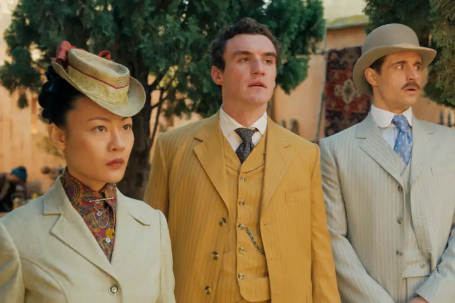 Młody Sherlock - galeria zdjęć - filmweb