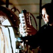 Chain Reaction - galeria zdjęć - filmweb