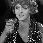 Champagne - galeria zdjęć - filmweb