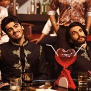 Gunday - galeria zdjęć - filmweb