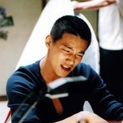 Uri hyeong - galeria zdjęć - filmweb