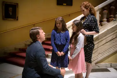 Uczciwa kobieta - galeria zdjęć - filmweb