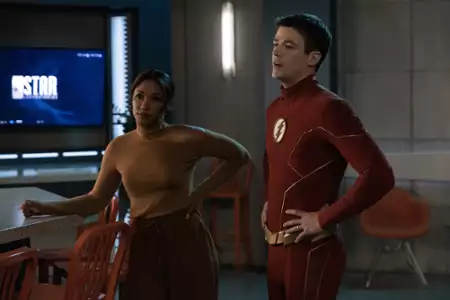 Flash - galeria zdjęć - filmweb
